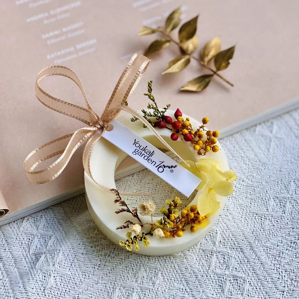Handmade Scented Wax Ring Sachet for diffusing fragrance in small areas- Sandalwood