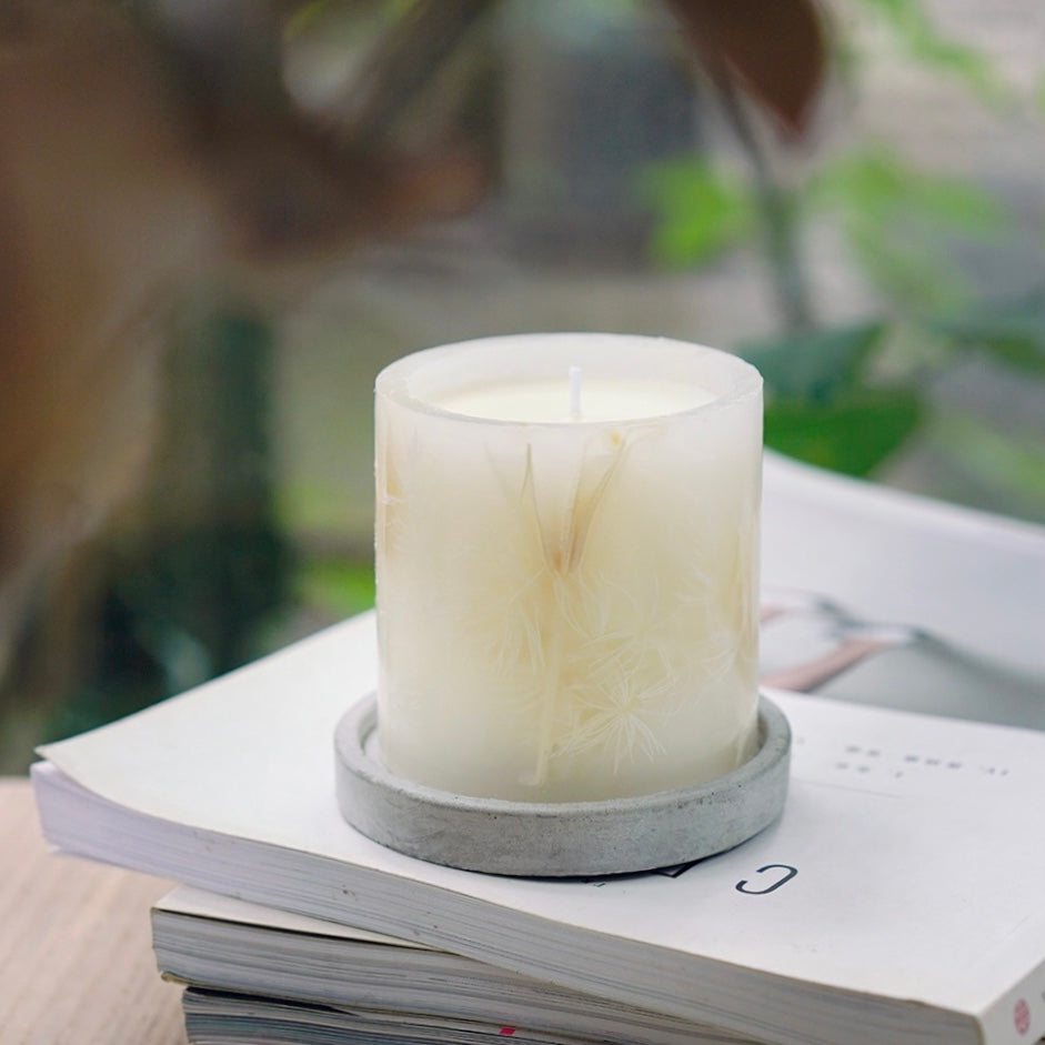 Handmade Shelled White Scented Art Candle for Yoga,Home Decor,9-12 oz,25-32 Hours