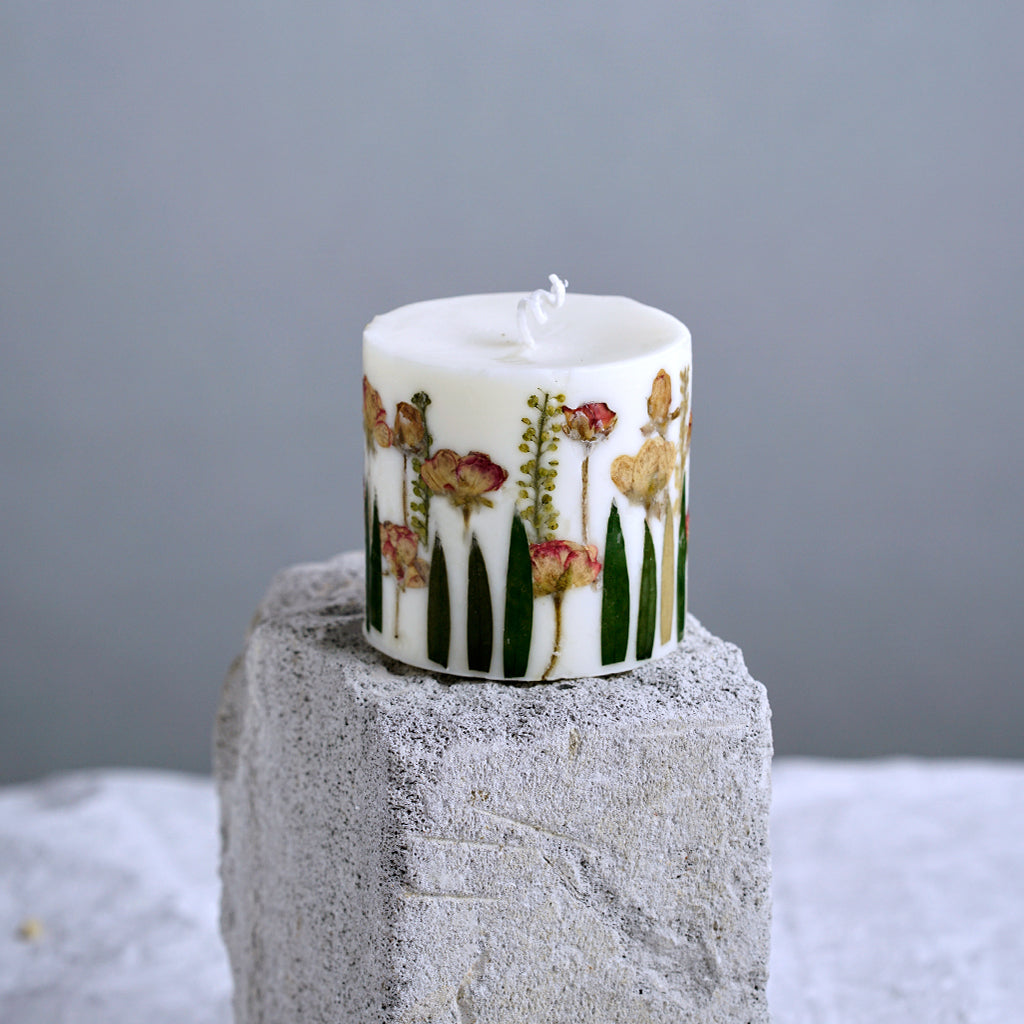 Handmade Pressed Flower Art Scented Candle for Home,Gift,Wedding-13 oz,48 Hours