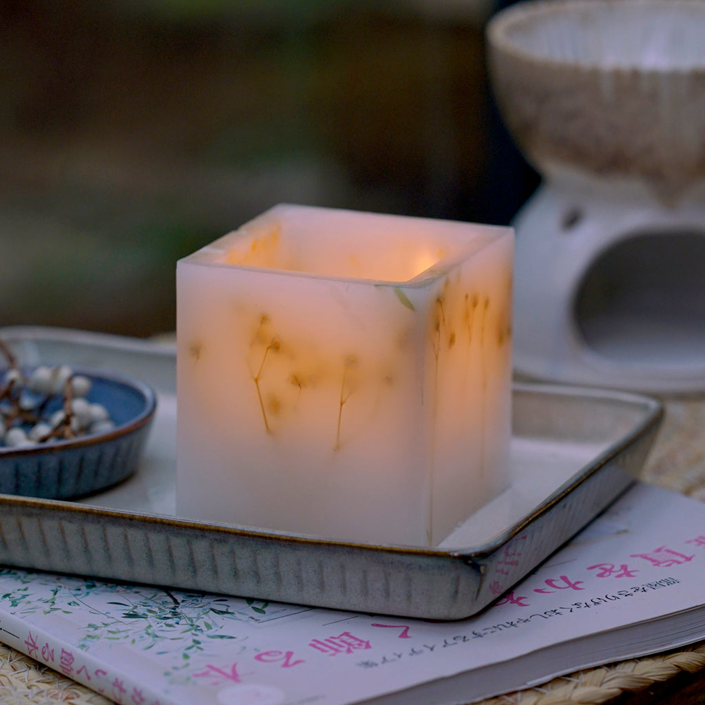 Handmade Shelled White Scented Art Candle for Yoga,Home Decor,Gift 9-12 oz,25-32 Hours