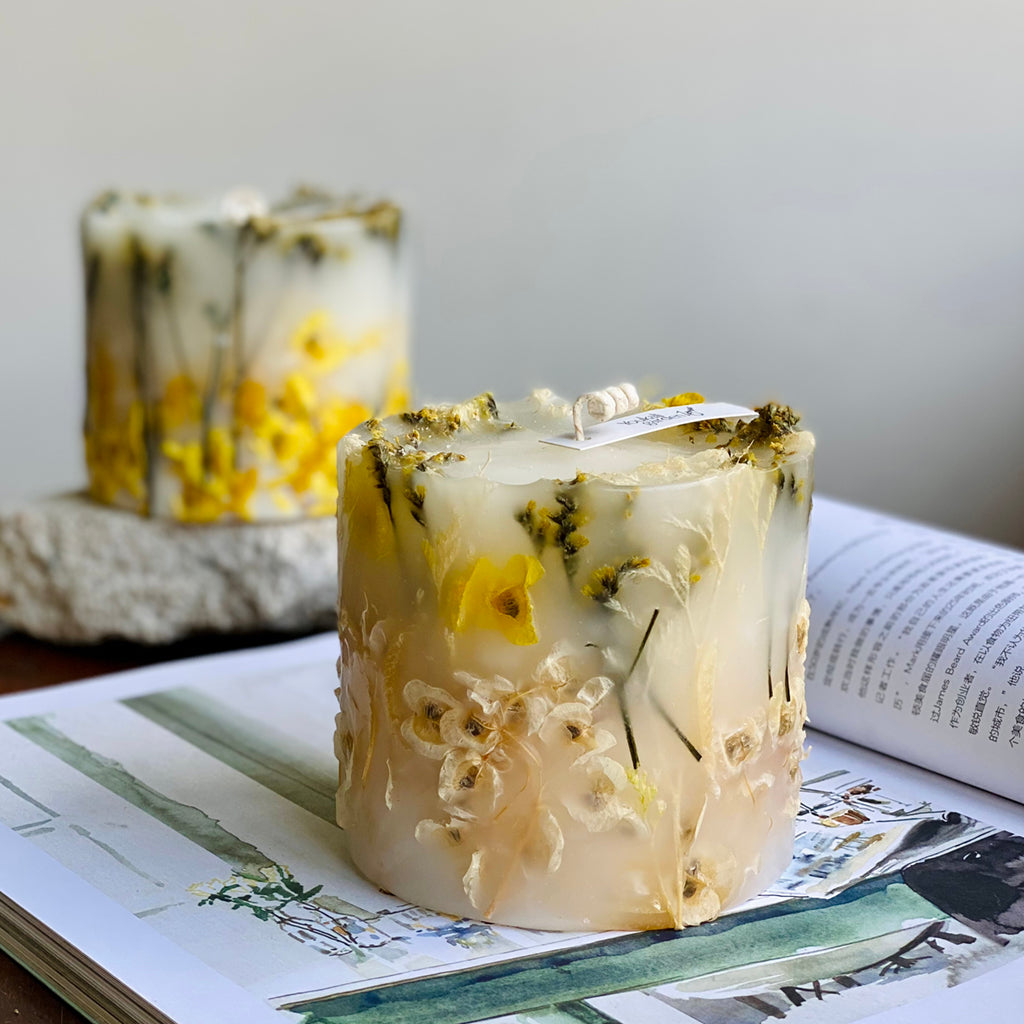 Handmade Beige Botanical Art Scented Candle for Wedding,Gift,Home Decor-19 oz 68 Hours Long Burning Time