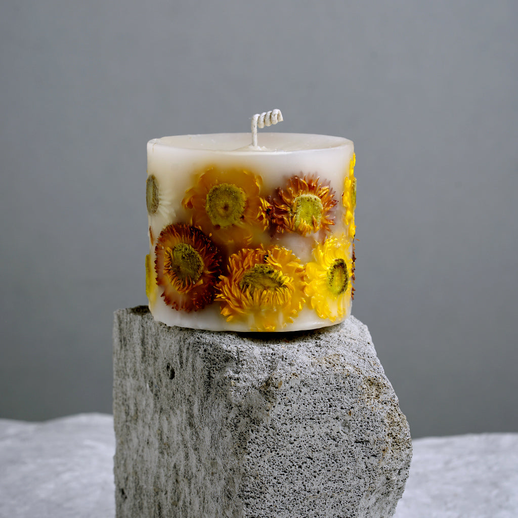 Handmade Bright Yellow Botanical Art Scented Candle for Wedding,Gift,Home Decor-19 oz 68 Hours Long Burning Time