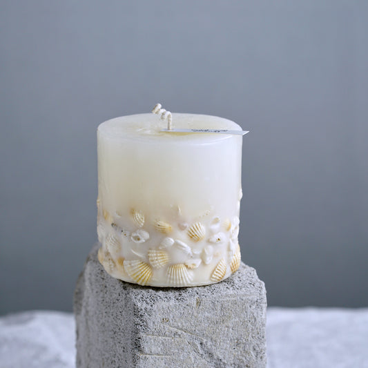 Handmade white Shells Art Scented Candle for Wedding,Gift,Home Decor-19 oz 68 Hours Long Burning Time